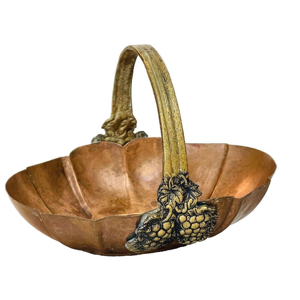 Vintage Copper Fruit Basket Oval Brass Handle Grapes Decor Scalloped Edge 8.5"